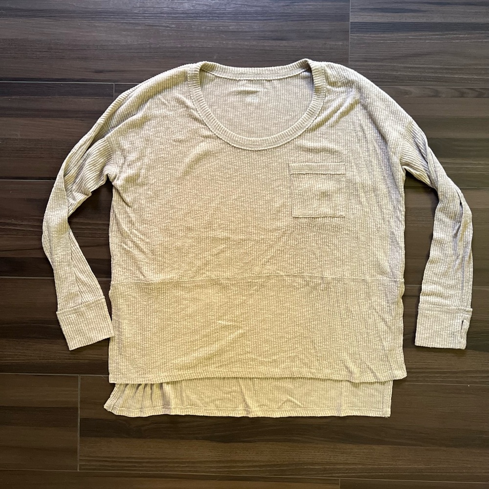 American Eagle Long Sleeve